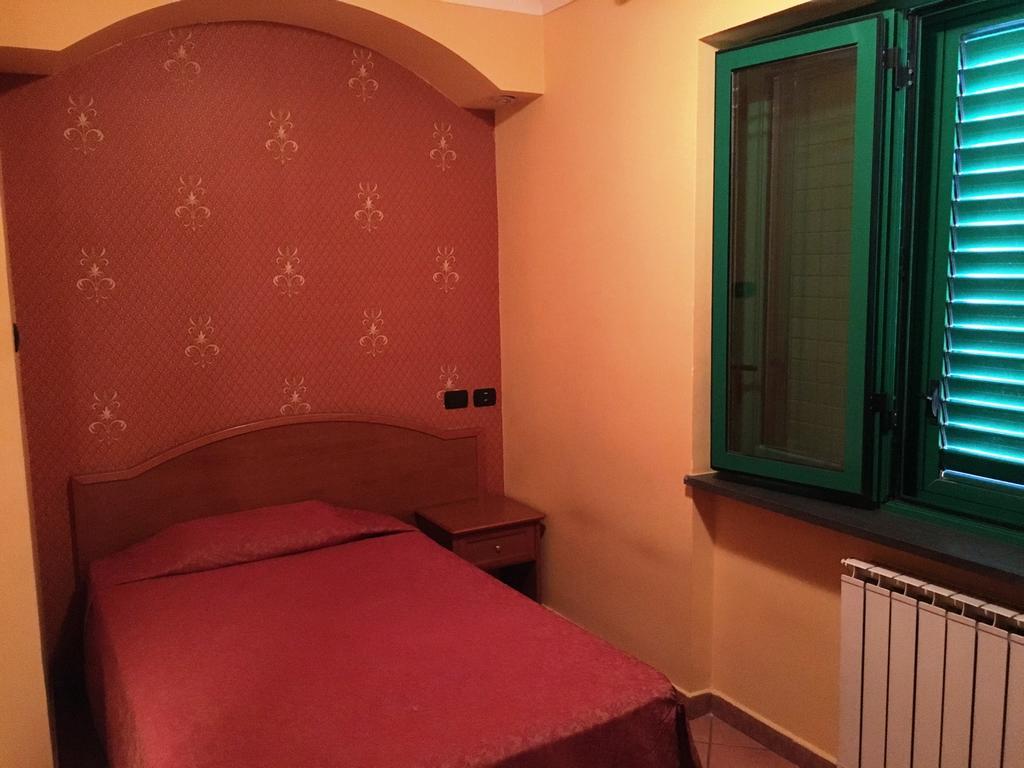 Hotel Stefano A Melito Melito di Napoli Luaran gambar