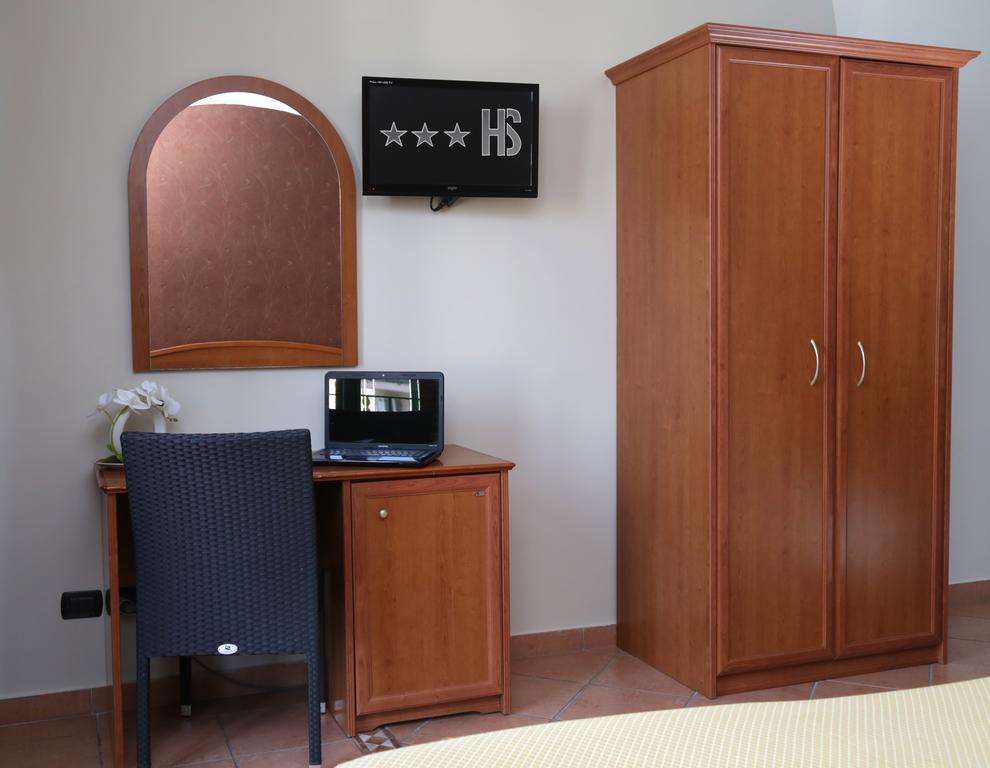 Hotel Stefano A Melito Melito di Napoli Luaran gambar