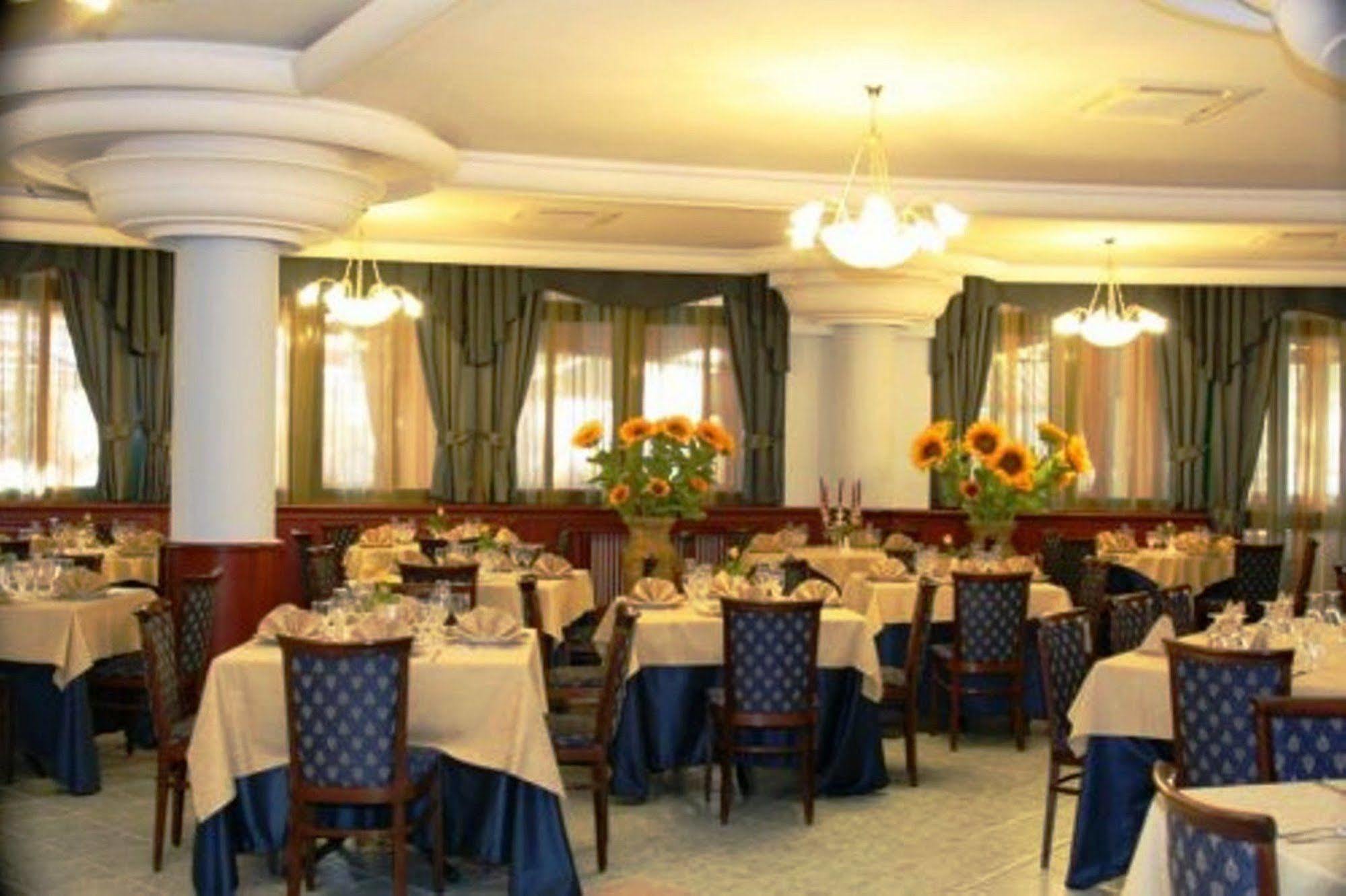 Hotel Stefano A Melito Melito di Napoli Luaran gambar